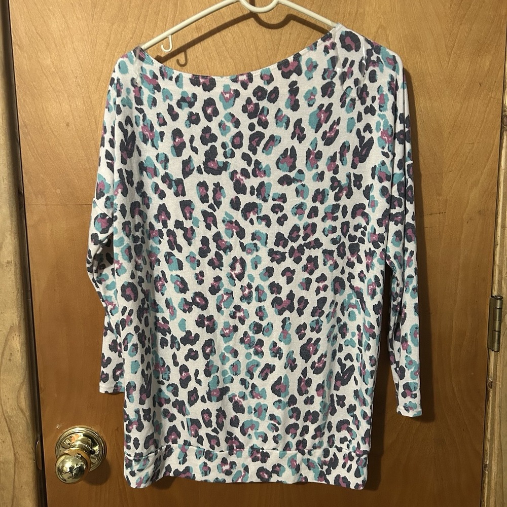 Multi Color Leopard Print Sweater Size Sm NWT White Birch‎ Perfectly Priscilla - Picture 5 of 5